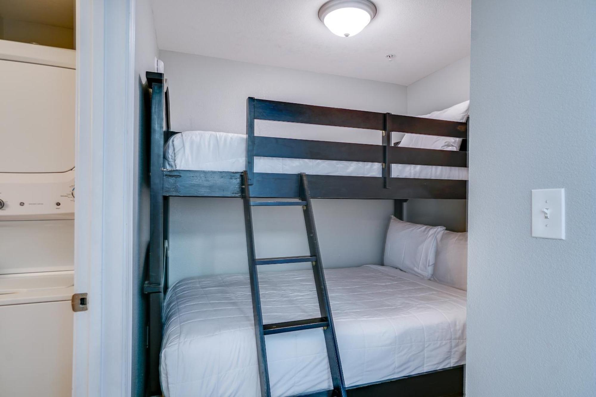Tidewater Beach Resort By Panhandle Getaways Panama City Beach Rum bild