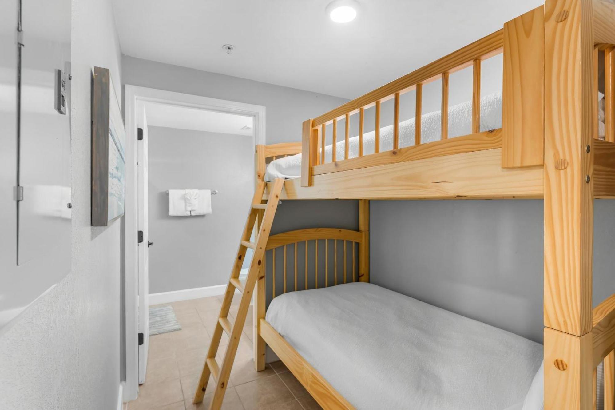 Tidewater Beach Resort By Panhandle Getaways Panama City Beach Rum bild